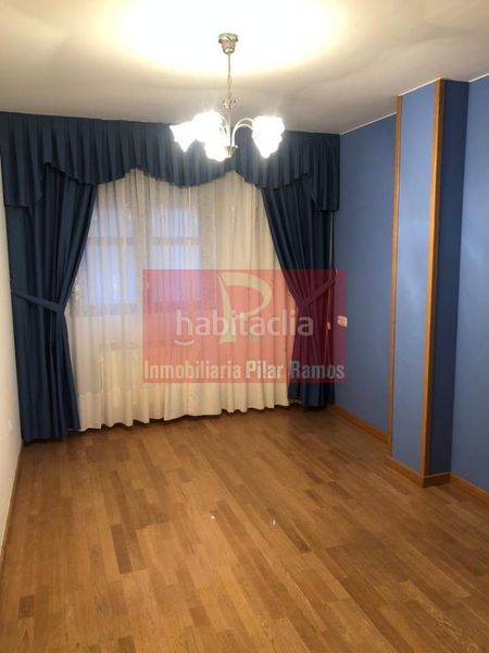 Foto eb3edc2d-28aa-4791-892d-dded6bb173b1. Pis amb calefacció aparcament a Carrizo