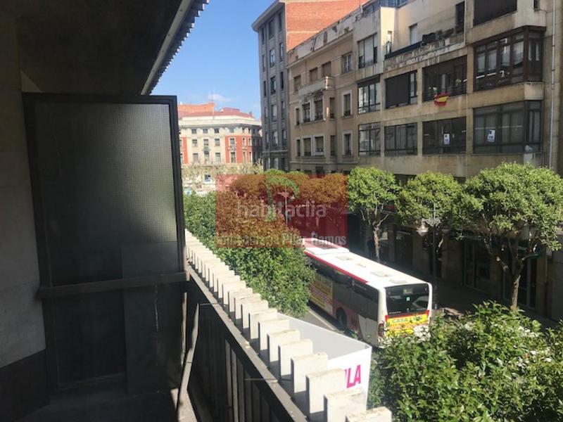 Foto 264418c5-41b6-4edb-8f54-f8ef58b9f781. Bureau dans Centro Ciudad León