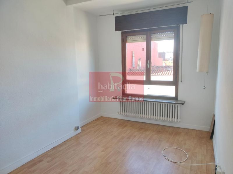 Foto f1054ddd-b79f-4abf-89b4-d95658e83248. Rent flat with heating in Centro Ciudad León