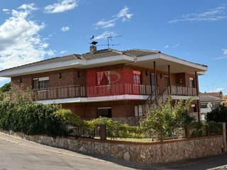 Chalet in Santovenia de la Valdoncina