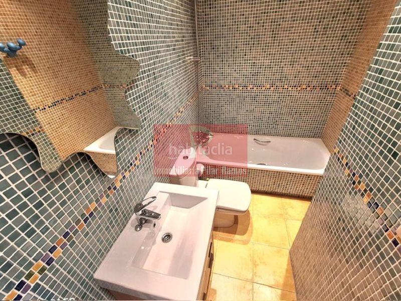 Foto 301afdda-c4aa-4264-82f1-41833f3602fd. Flat with heating parking in Centro Ciudad León