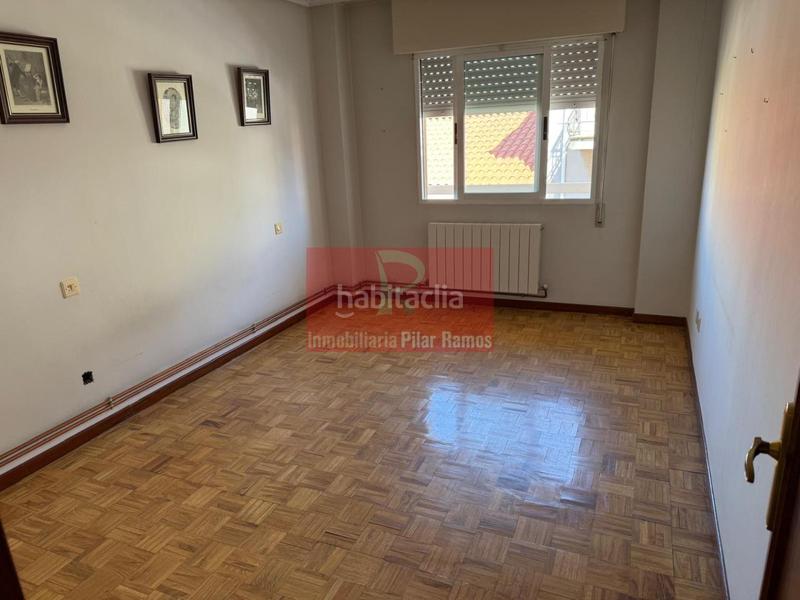 Foto abdbd70f-4501-47e8-9015-262c2c4de8c7. Appartamento con riscaldamento parcheggio in Santa María del Páramo
