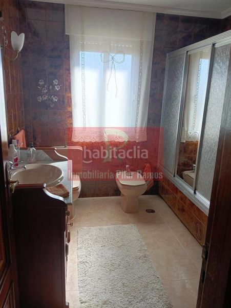 Foto 9a466803-65b0-48e6-870d-103774d97f78. Xalet amb calefacció aparcament a Valverde de la Virgen
