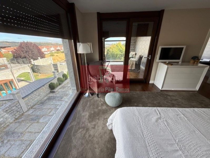 Foto 9c8f590d-c9d5-4960-986c-f5d31ee56a4f. Chalet en Cuadros