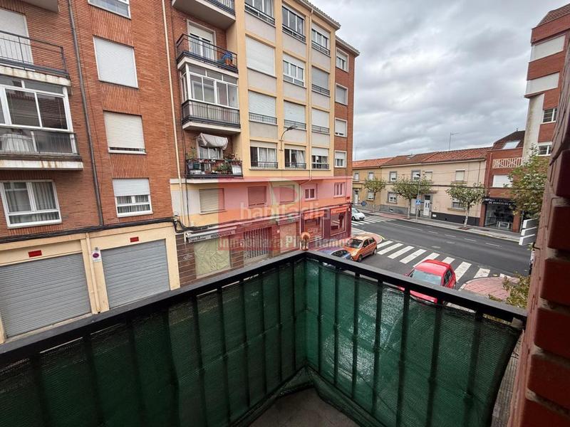 Foto 00266f80-13b9-4a73-8cdf-5d5677e16ad3. Pis amb calefacció aparcament a La Asunción - La Inmaculada León