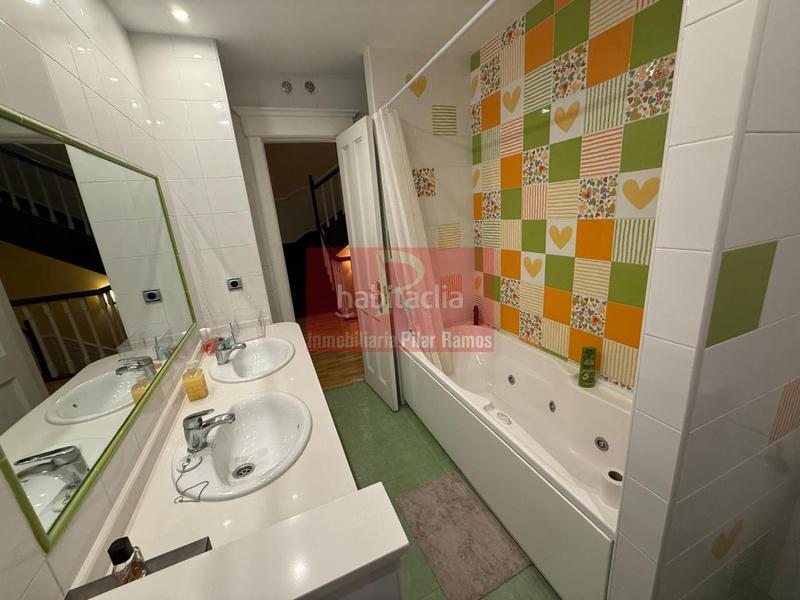 Foto 1e33b99b-1720-45ff-aa57-6ff11cf658c4. House with heating parking in San Esteban León