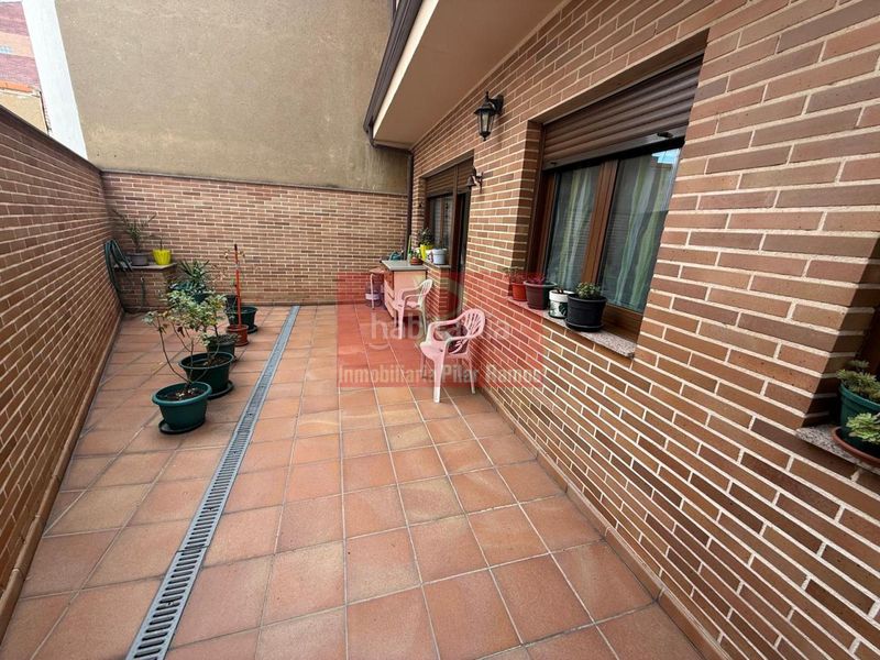 Foto 15bb798d-7b37-4756-8c12-6438715dc346. Maison avec chauffage parking dans San Esteban León