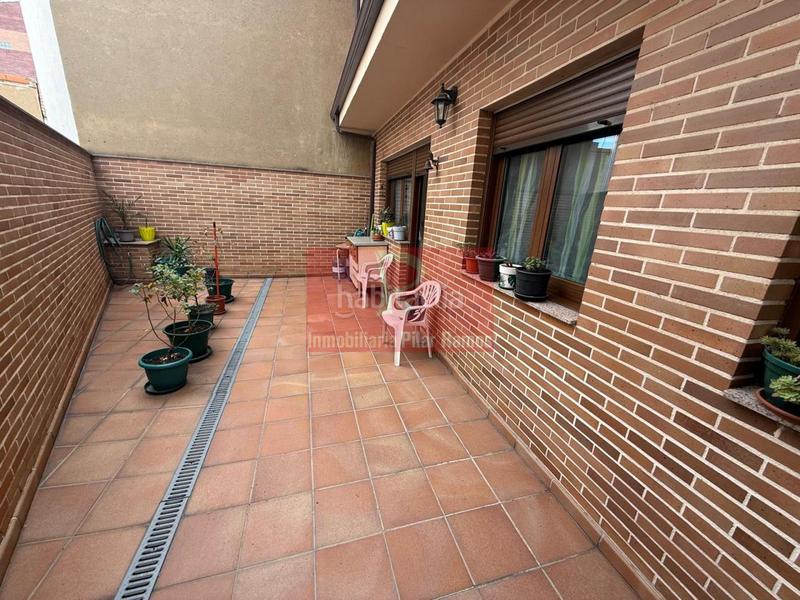 Foto 15bb798d-7b37-4756-8c12-6438715dc346. House with heating parking in San Esteban León