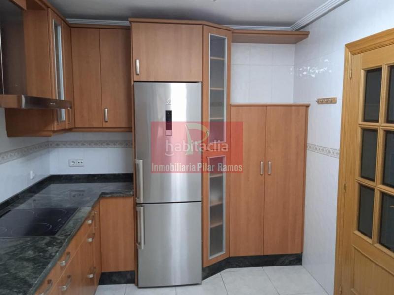 Foto 17379980-40c5-4b11-9b8f-68f5b30d78f9. Casa adossada amb calefacció aparcament a Valdefresno