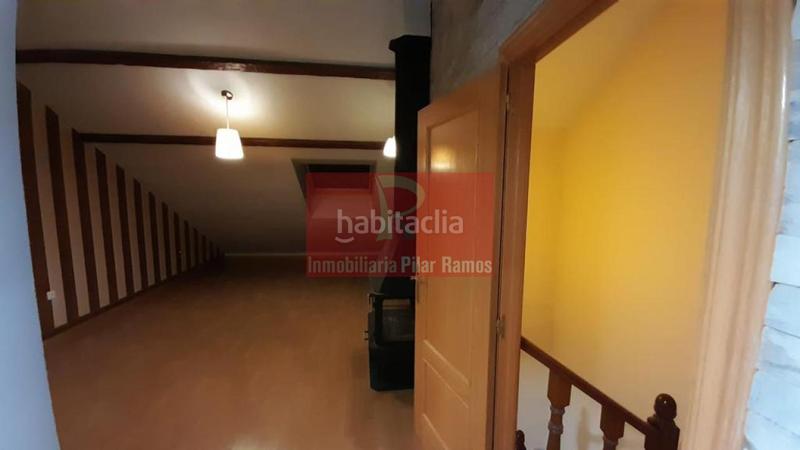 Foto 79dab339-b366-4151-af59-aa64b5c45265. Casa adossada amb calefacció aparcament a Valdefresno