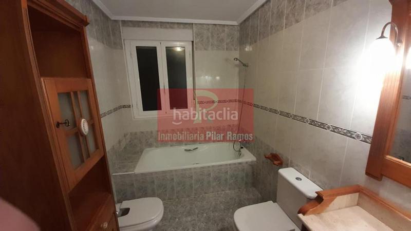 Foto 881b7392-42a1-440b-9cc0-15c29581bf9a. Casa adossada amb calefacció aparcament a Valdefresno