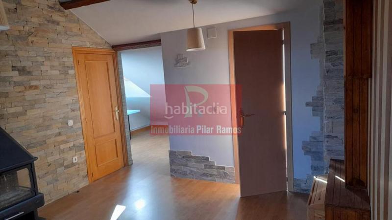 Foto cbf91817-71d0-44c2-b47b-ae73b8642e91. Casa adossada amb calefacció aparcament a Valdefresno