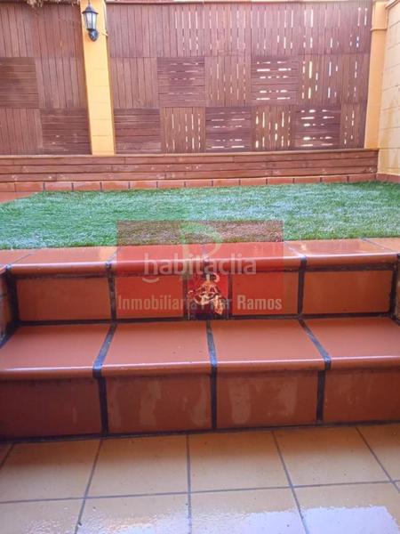 Foto f519ccf7-04fd-45e8-a2a0-70a814e8bf1b. Casa adossada amb calefacció aparcament a Valdefresno