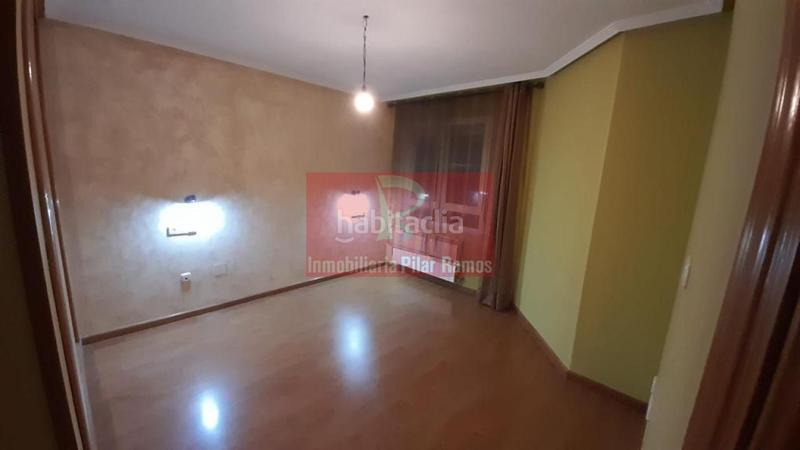 Foto fed43d34-374b-4efc-a8dd-637ca45aac24. Casa adossada amb calefacció aparcament a Valdefresno