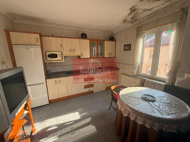 Foto 552d4866-fe09-4cc3-8118-b7a39e2f0c99. Casa amb calefacció a Santa Marina del Rey