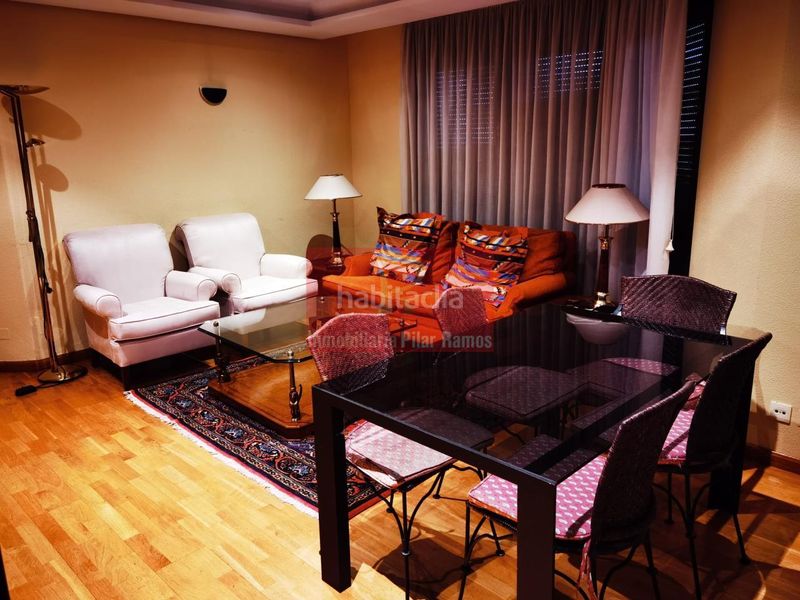Foto 99c2876a-de65-46a4-9b05-d70b1a4c5218. Rent flat with heating parking in Crucero León