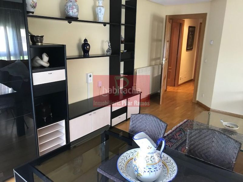 Foto fed90662-a798-4bbd-a618-e3ccdfc1df53. Rent flat with heating parking in Crucero León