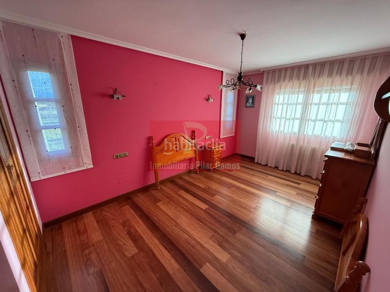 Foto a6729d34-f450-43da-97e9-a44f093176d9. Casa aparellada amb calefacció aparcament piscina a Sariegos