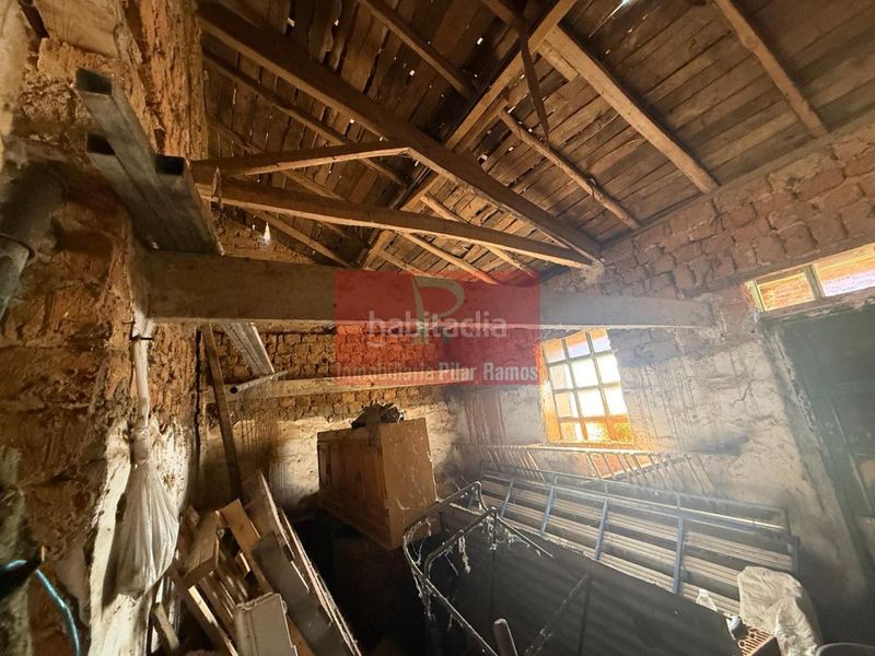 Foto ea58fe9b-acd2-4d5e-b959-9d787685e1ca. Casa a Villaquilambre