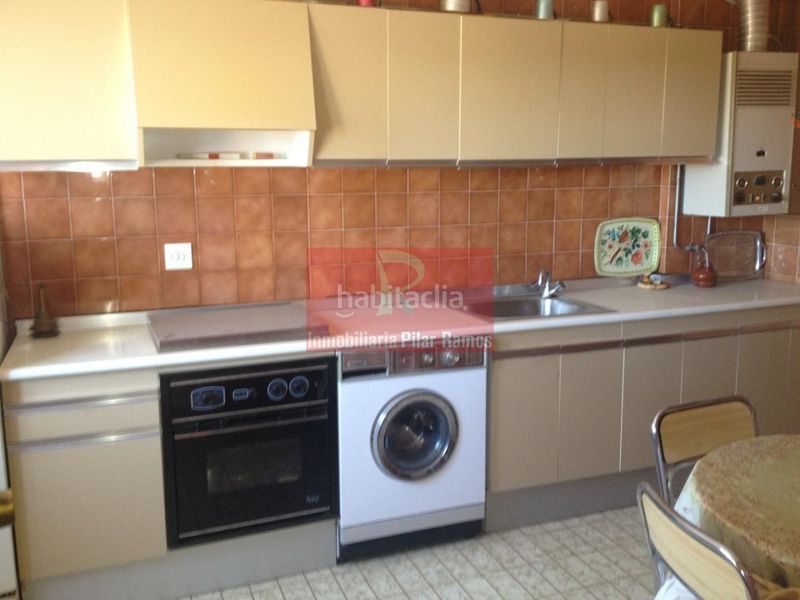 Foto 4b6f56a4-c5b2-47fa-a3f4-3c3b51deeeb5. Apartament amb calefacció aparcament a Hospital de Órbigo