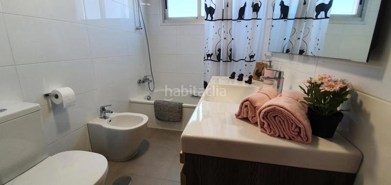 Foto 0a02def0-c72e-479a-9423-483b14719365. Alquiler apartamento en calle san manuel 7 en Castillo Sohail - Myramar Fuengirola
