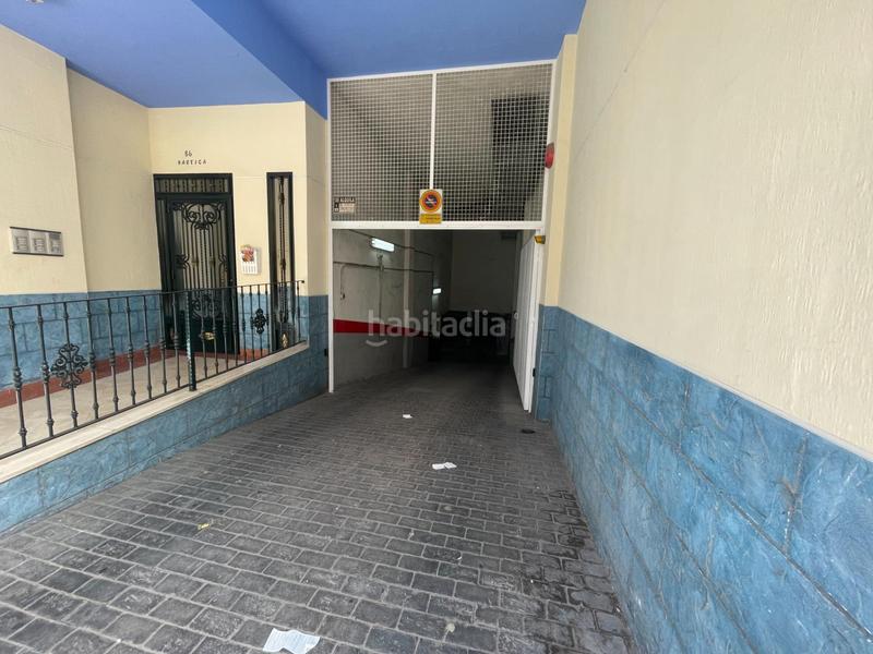 Foto 0c88e903-93f8-4573-ac8d-09839f523cb6. Parking voiture dans Centro - Muelle Pesquero Torrevieja