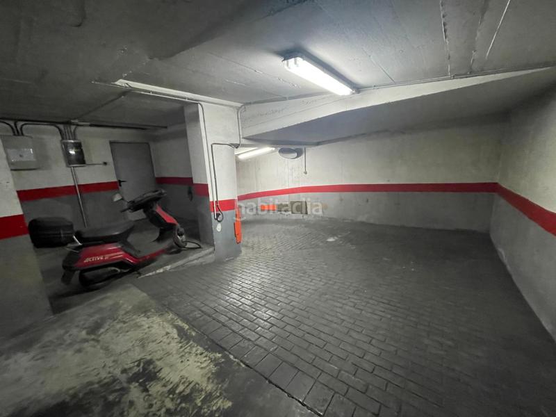 Foto 456f00b6-086e-4cdc-bccc-4f36f73e8b40. Parking voiture dans Centro - Muelle Pesquero Torrevieja