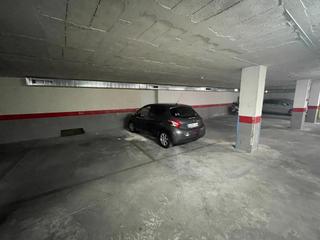 Autoparkplatz  Avenida avenida de diego ramírez pastor. Plaza de garaje calle diego ramirez
