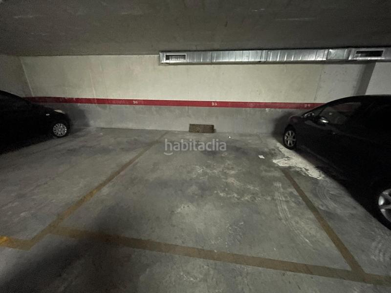 Foto b1f2560b-0dd1-4831-815f-cdb53552f8c0. Aparcament cotxe a Centro - Muelle Pesquero Torrevieja