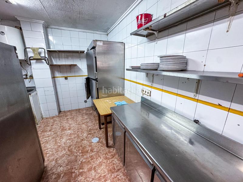 Foto 80f268b5-9a3d-4774-b0ca-5abbcc1b0f66. Local comercial  en Antonio Machado Torrevieja