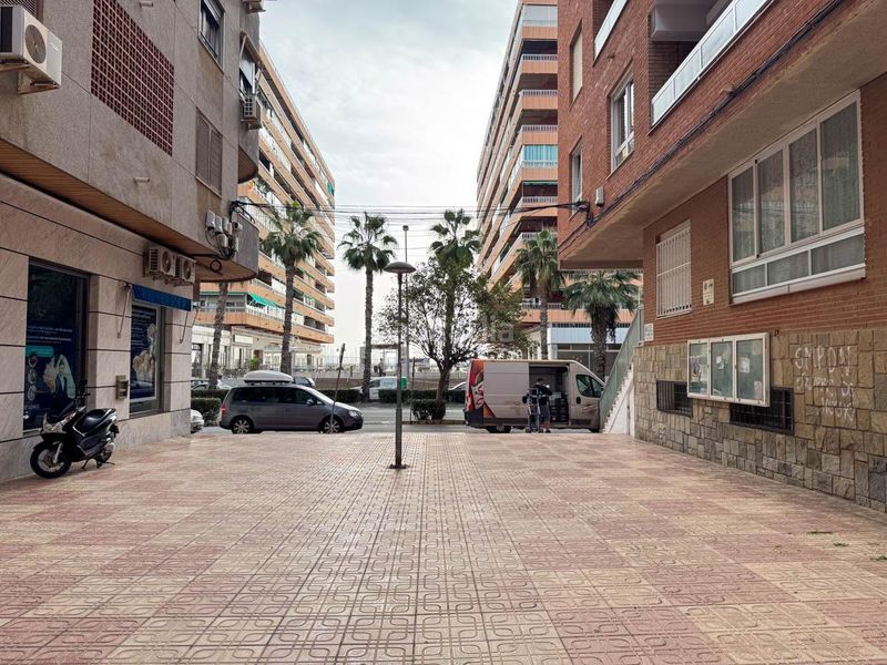 Foto 91437a87-06ea-464c-92f8-21c4510fd229. Local comercial a El Acequión Torrevieja