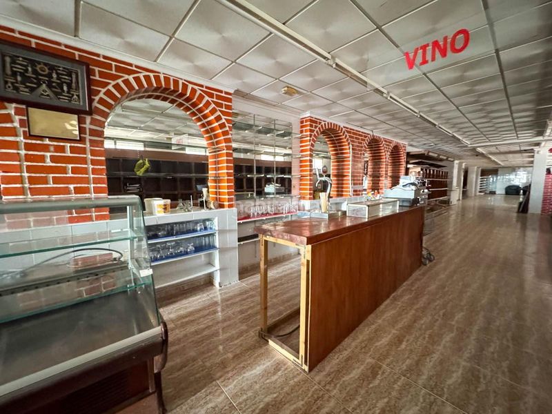 Foto ca7af0bc-dc15-4aaf-ac19-4d38a9af6a5e. Local comercial a El Acequión Torrevieja