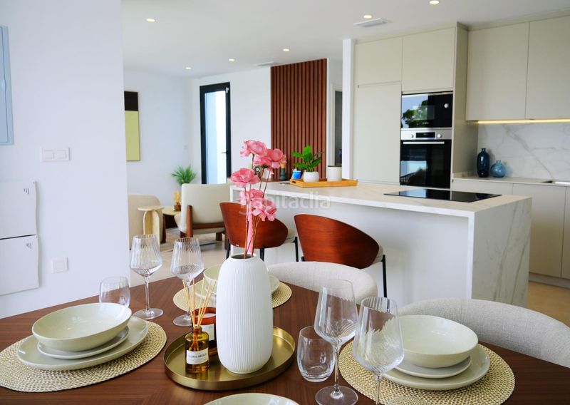 Foto 9f647a3f-83f1-4fff-bcb6-96742fd47f87. Casa aparellada amb aparcament piscina a Dolores