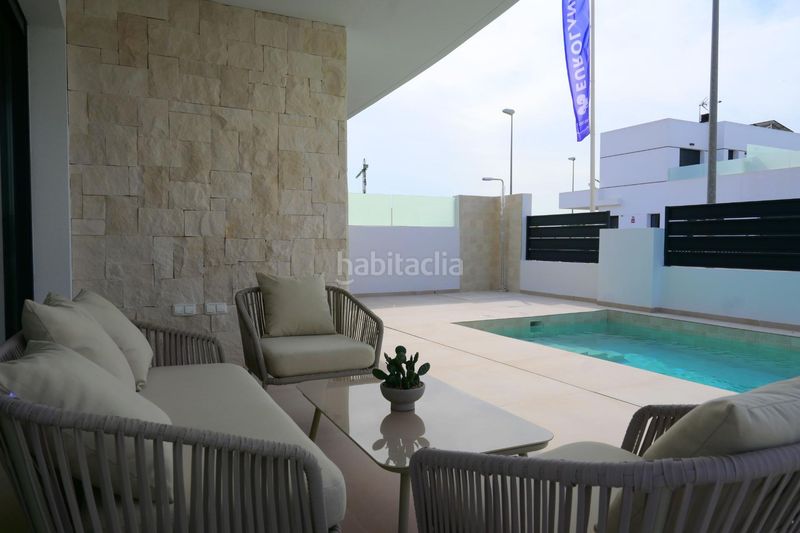 Foto fa63f668-4d02-4eb5-8321-5163aeb854da. Casa aparellada amb aparcament piscina a Dolores