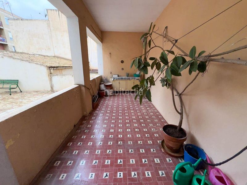 Foto 44421f00-76ca-4d9d-8ae7-13124db052c3. Edifici a Crevillente