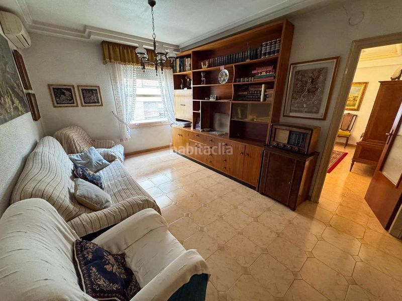 Foto 7e67af22-fff5-4217-8404-53bd3e4a192e. Edifici a Crevillente