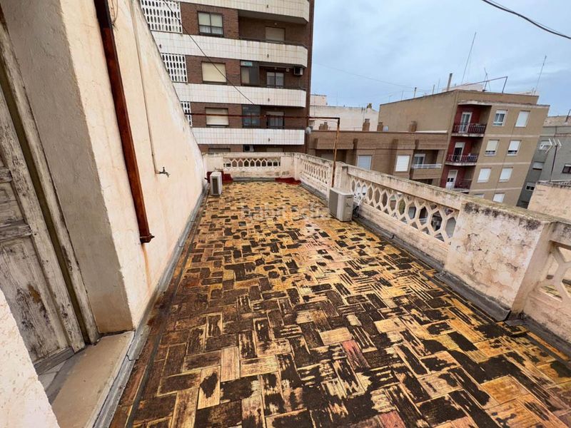 Foto ff6f0f3e-4351-45f3-a87a-dc4257346385. Edifici a Crevillente