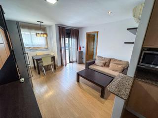Etagenwohnung in Puerto Deportivo. Piso en el centro de torrevieja