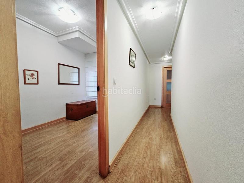 Foto db8a9b83-76b9-4ed9-9ac3-32f678197818. Piso  en el centro en Antonio Machado Torrevieja
