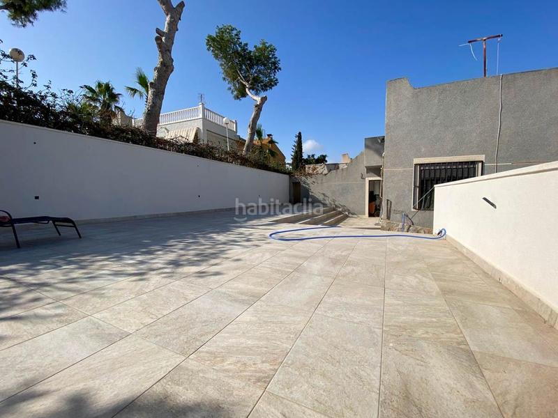 Foto cec2b5bc-4e58-41a9-a1a7-0f314f0fbb0e. Chalet  en calle relámpago los balcones en Los Balcones y los Altos Orihuela