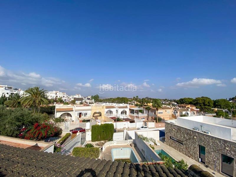 Foto d933abe5-cca1-4d83-9e83-4deffd37c2e3. Chalet  en calle relámpago los balcones en Los Balcones y los Altos Orihuela