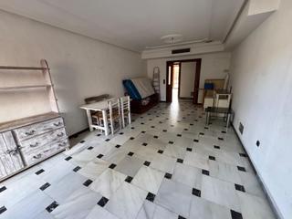 Appartamento  Calle valentin fuster. Piso amplio en el centro de rojales