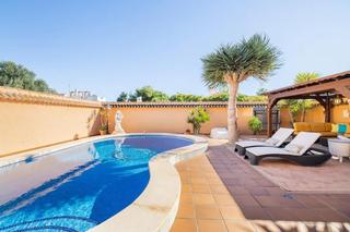 Lloguer Xalet  Calle rosalia de castro. Precioso chalet en alquiler