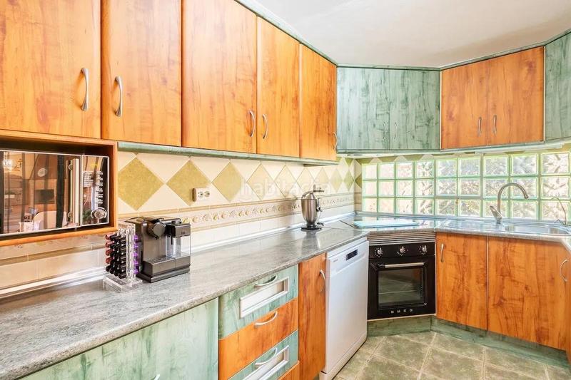 Foto a72bb026-af6d-4a85-a3fb-85f331e2a0e6. Rent chalet with heating parking pool in Zona Carrefour - Urbanizaciones Torrevieja