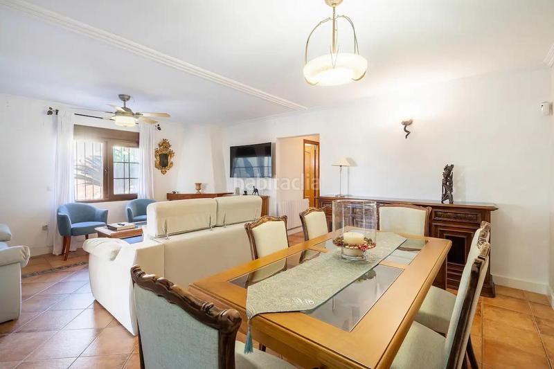 Foto eacfa9fc-f28b-481d-ad16-642adc1f6400. Rent chalet with heating parking pool in Zona Carrefour - Urbanizaciones Torrevieja