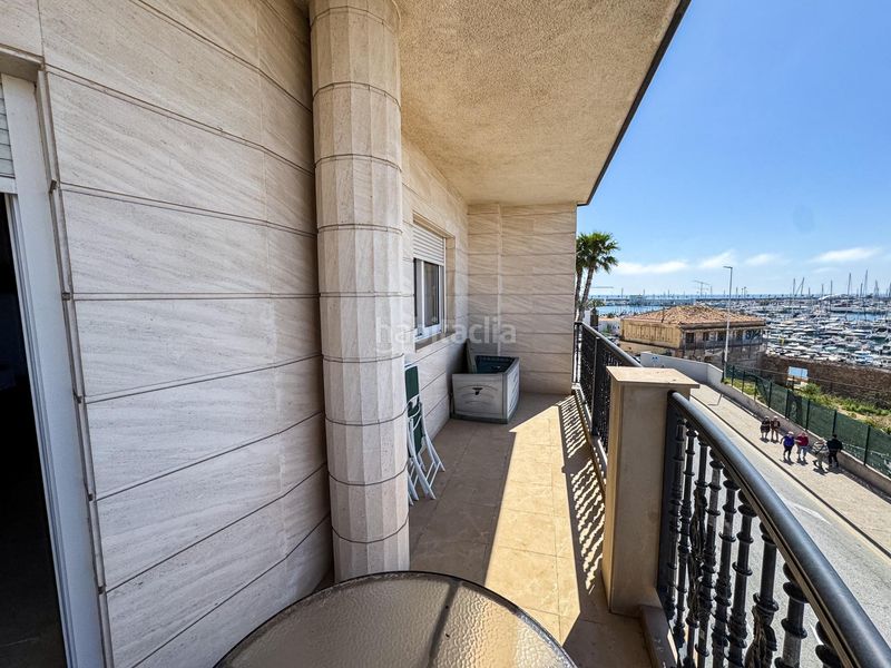 Foto 35161b93-f6eb-453b-a17c-b06d182ee913. Piso frente al mar y al puerto , en pleno centro! en Torrevieja