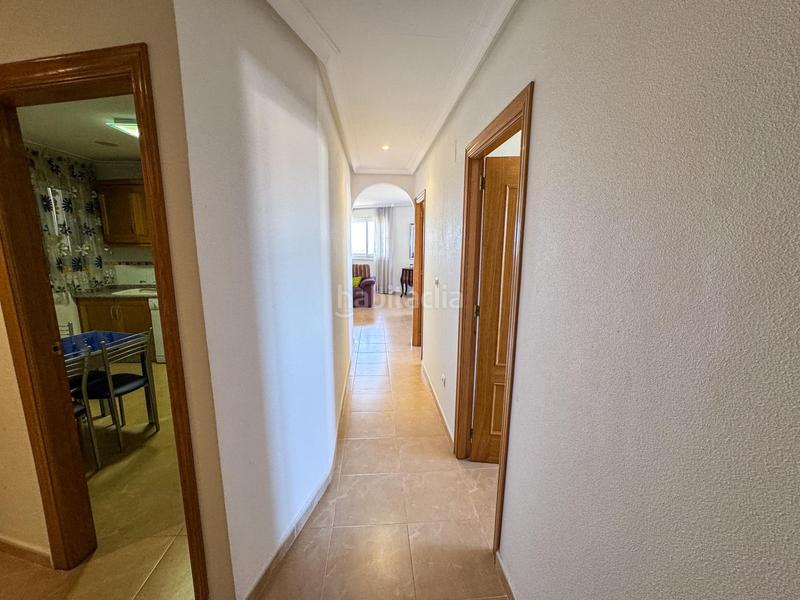 Foto 495539bb-1d44-4ecb-8d5d-c0e3c2ec9860. Piso frente al mar y al puerto , en pleno centro! en Torrevieja