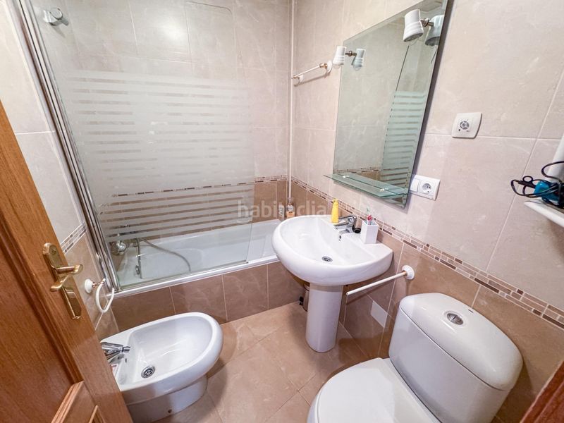 Foto bb2fd818-3de6-4b5d-8a73-ca4c0ae59c12. Piso frente al mar y al puerto , en pleno centro! en Torrevieja