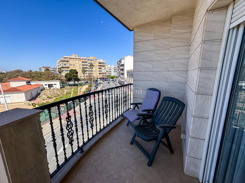 Foto eee6a95a-9dad-4e97-a1e5-c8d010b2cb94. Piso frente al mar y al puerto , en pleno centro! en Torrevieja