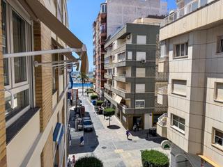 Pis  Calle concepcion. Amplio piso en pleno centro de torrevieja  con vistas parciales
